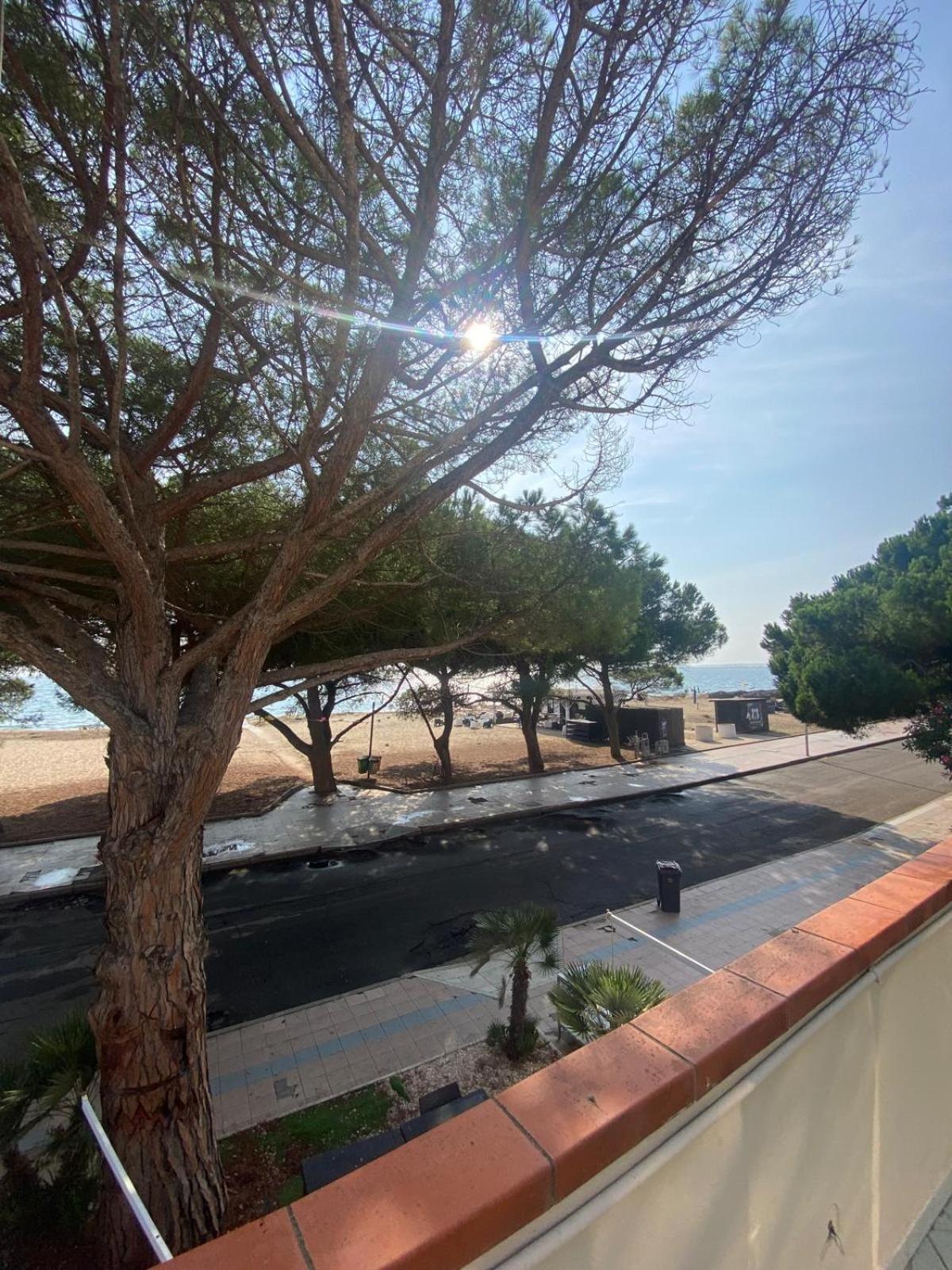 La Terrazza Sul Mare Apartman Torre Grande Kültér fotó